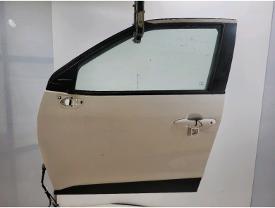 Left front door used - Toyota YARIS CROSS - 67002K2011