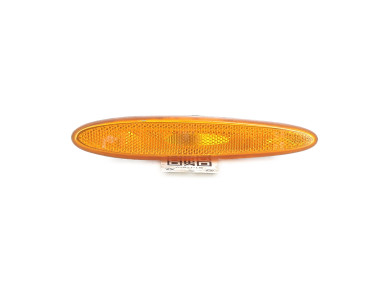 Right rear reflector used - Jaguar XK - GPA-25-0040148