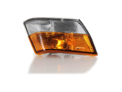 Right front indicator used - Saab 900 - GPA-25-0041433