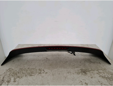 Becquet - KIA SPORTAGE IV PH.2 - Rouge Clair - 87211F1000 - Y1-5710F