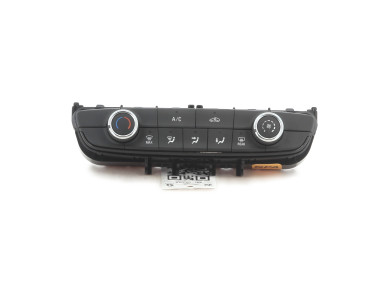 Heating control panel used - Opel CROSSLAND X - YQ00334380