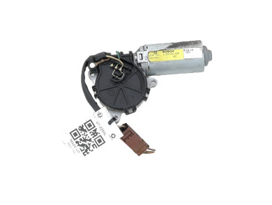 Right rear wiper motor