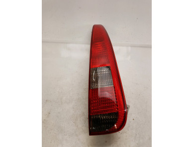 Right rear light used - Ford FUSION - 93218364922