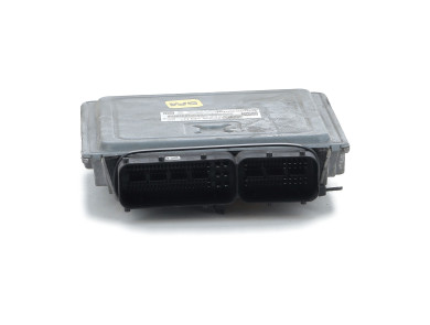 Calculateur moteur - Volkswagen POLO V PH.1 - 03L906023MA - Y1-6984N
