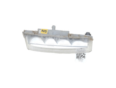 Left front daytime running light (DRL) used - Mercedes CLASSE B - 2049069100