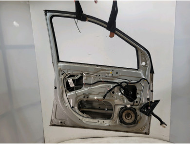 Left front door - Hyundai GETZ PH.2 - Blanc - 760031C020 - V1-6870F