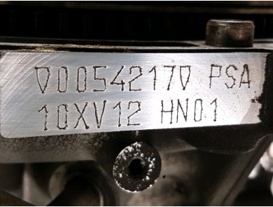 Moteur type HN01-1617295980 - Citroen C4 CACTUS PH.1 - Y0-2418H