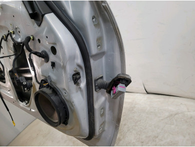 Porte gauche (3 portes) - Opel ASTRA GTC J - Inconnu - 13394360 - X0-8262A