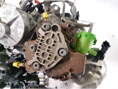 Engine type M9R802 - Renault LAGUNA III PH.1 - F1-6124V
