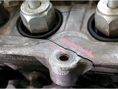 Engine type M9R802 - Renault LAGUNA III PH.1 - F1-6124V
