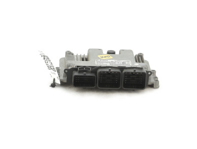 Engine calculator - Peugeot 208 I PH.1 - 9805947380 - U0-5329J