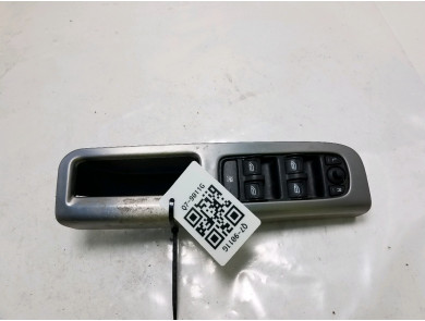 Platine de commande lève-vitre gauche occasion - Volvo S40 - 31295123