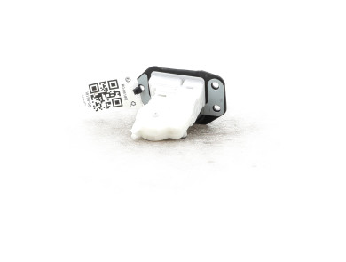 Rear lid lock - Nissan JUKE I PH.2 - Noir - 90502-EN00A - B0-8618U