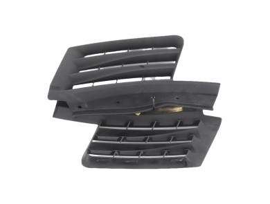 Grille used - Renault ESPACE - 7701208941