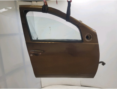 Right front door - Dacia DUSTER I PH.1 - Marron Fonce - 801007358R - Q1-5464F