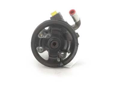 Power steering pump - Toyota COROLLA VERSO I - 4431012560 - I1-1110L