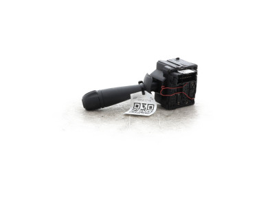 Commodo droit - Dacia SANDERO II PH.2 - 8201168008 - W1-1377E