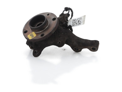 Right steering knuckle - Renault CLIO CAMPUS II PH.1 - 8200207313 - L1-8197M