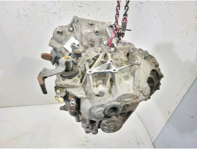 Boîte de vitesses type 3030064090 - Toyota VERSO PH.1 - T0-9786G