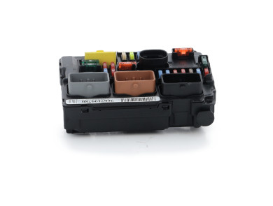Boitier BSM - Citroen C3 II PH.1 - 9667199780 - Q1-7621E