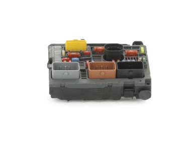 Boitier BSM - Citroen C4 PICASSO I - 9667044880 - W1-8397J
