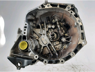 Boîte de vitesses type 3030052420 - Toyota YARIS II PH.1 - I1-9546S