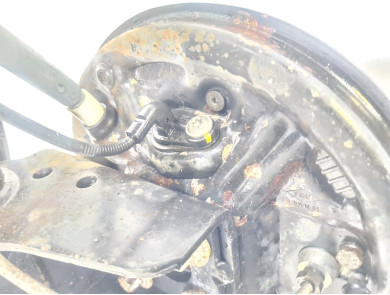 Rear axle - Dacia SANDERO II PH.1 - 555016394R - Q1-5979U
