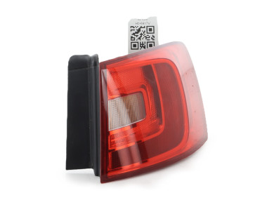 Right rear light - Volkswagen JETTA IV - 5C6945096E - H0-6917V