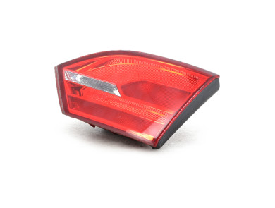 Feu de coffre arrière droit - Volkswagen JETTA IV - 5C6945094 - Z1-5249J