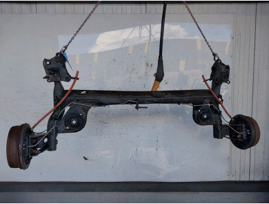 Rear axle used - Dacia DUSTER - 555013687R