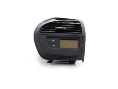 Right front heating control panel