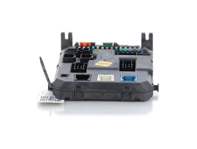 BSI - Body Control Module - Peugeot 207+ - 9666951980 - Y0-7890Y