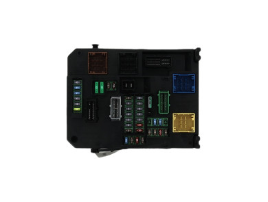BSI - Calculateur Habitacle - Peugeot 308 II PH.1 - 9806687880 - M0-6292H