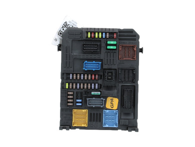 BSI - Body Control Module - Citroen C3 III PH.1 - 9830790580 - Q0-1968Y