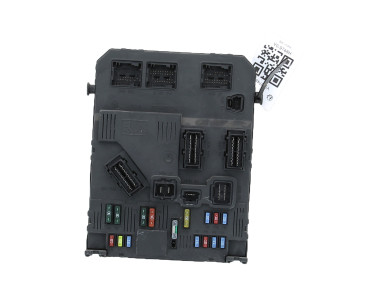 BSI - Body Control Module - Peugeot 206 + - 9657999780 - Y0-9748H