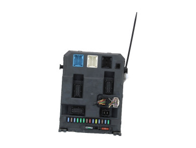 BSI - Body Control Module - Citroen C3 II PH.1 - 9666952280 - K0-3318M