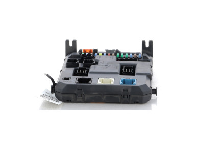 BSI - Body Control Module - Citroen C3 II PH.1 - 9666952080 - U0-8142K