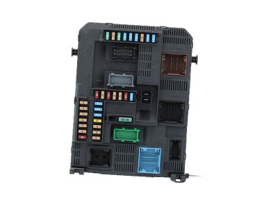 BSI - Calculateur Habitacle - Peugeot 308 II PH.1 - 9807054180 - I0-6212I