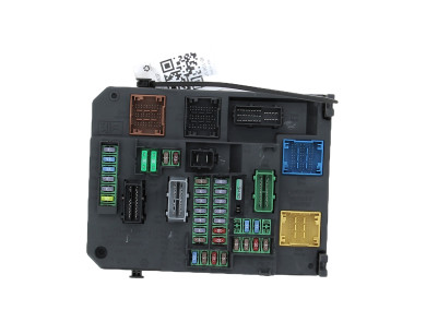 BSI - Body Control Module - Peugeot 308 II PH.1 - 9806687880 - I0-1983F