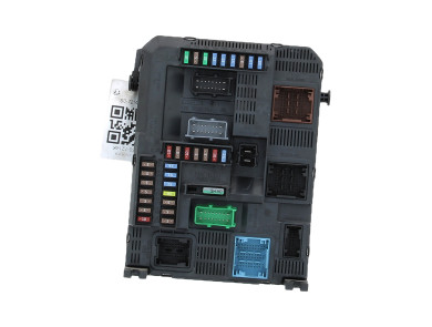 BSI - Body Control Module - Peugeot 308 II PH.1 - 9807054180 - S0-7214K