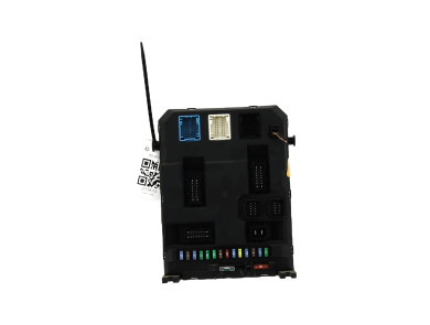 BSI - Body Control Module - Peugeot 207+ - 9666951980 - Y0-9033T