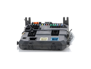 BSI - Body Control Module - Citroen C3 II PH.1 - 9666952280 - I0-8682S