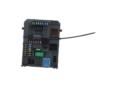 BSI - Calculateur Habitacle - Peugeot 308 II PH.1 - 9807054180 - V0-6927V