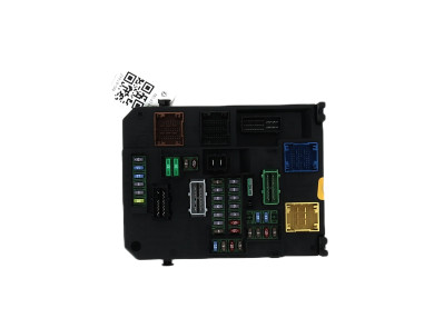 BSI - Body Control Module - Peugeot 308 II PH.1 - 9806687880 - M0-8744Z