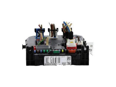 BSI - Calculateur Habitacle - Citroen C3 II PH.2 - 9666952280 - Q1-0419J