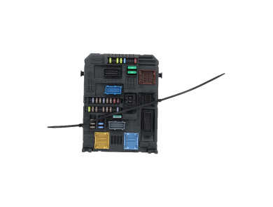 BSI - Body Control Module - Citroen C3 III PH.1 - 9819851180 - Z0-8001V