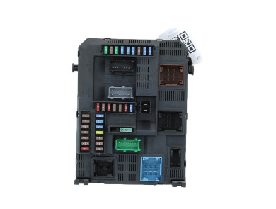 BSI - Body Control Module - Peugeot 308 II PH.1 - 9807054180 - Z0-9328C