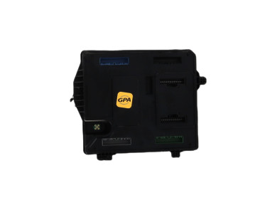 BSI - Body Control Module - Renault MEGANE III PH.2 - 284B17715R - Z0-3067Z