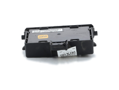 BSI - Body Control Module - Renault CLIO III PH.1 - 8200652285 - B0-4562V