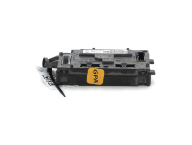 BSI - Calculateur Habitacle - Renault CLIO IV PH.1 - 284B15639R - Y0-5722V